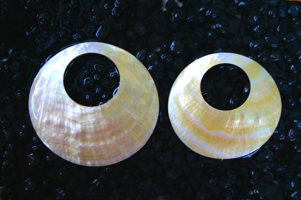 Gold Pearl Shell Jewellery Pieces - Donut